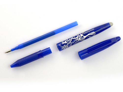 BALLPOINT Zmazateľné RALLY PERO PILOT FRIXION 0,7