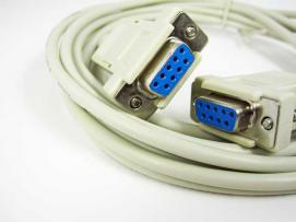 káblový null modem d-sub 9pin rs232 1,8m DB9