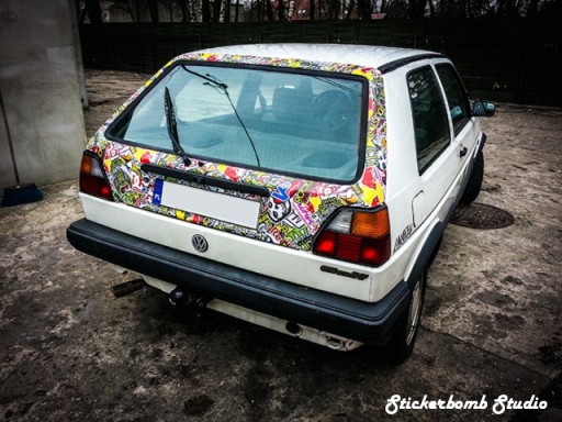 NÁLEPKA BOMBA NÁLEPKA BOMBA 17! VZOR 50X50 + ZADARMO