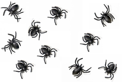 Umelé čierne plastové halloweenske pavúky x10