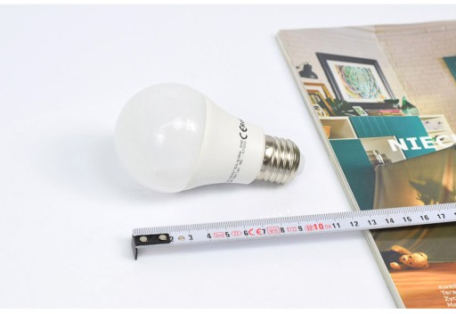 LED ŽIAROVKA SMD E27 12W 1100lm 4000K nebliká