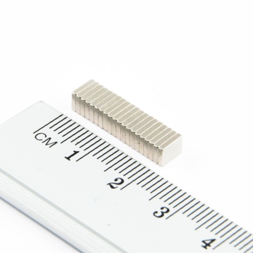 NEODYMOVÝ MAGNET TANIER 5x4x1 N38 70 KS