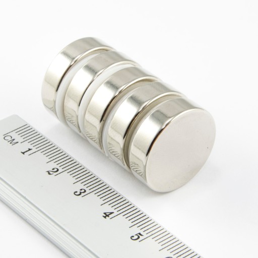 VALEC NEODYMIOVÝ MAGNET 22x6 N38 SILNÝ