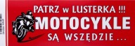 NÁLEPKY MOTOCYKLE VYZERAJÚ V ZRKADLÁCH ČERVENÉ POZADIE