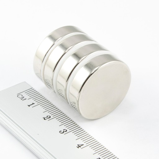 VALEC NEODYMIOVÝ MAGNET 25x6 N38 SILNÝ